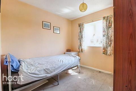 2 Beaver Close, Eaton Socon, St Neots, PE19 8LA