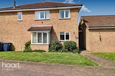 2 Beaver Close, Eaton Socon, St Neots, PE19 8LA