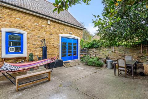8 Upper Butts, Brentford, TW8 8DA