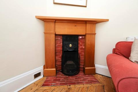 3f2, 11 Bellevue Road, Edinburgh, EH7 4DA