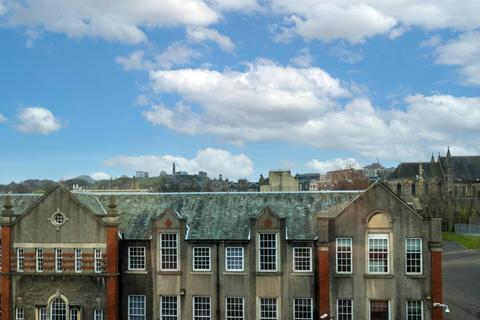 3f2, 11 Bellevue Road, Edinburgh, EH7 4DA