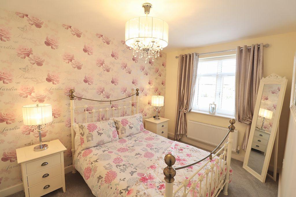 Bedroom 2 (Double)
