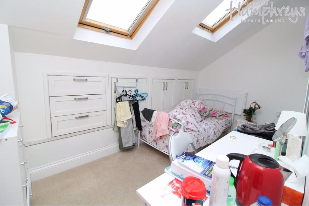 Radstock Road, Reading, RG1 3PR 1 bed in a house share £450 pcm (£104 pw)