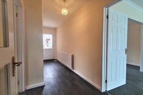 4 bedroom semi-detached house for sale - Eastville Road, Green Meadow, Swindon, Wiltshire, SN25 3BA