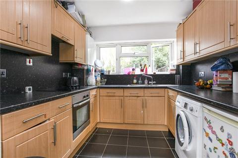 3 bedroom terraced house for sale - Benen-Stock Road, Staines-upon-Thames, Surrey, TW19