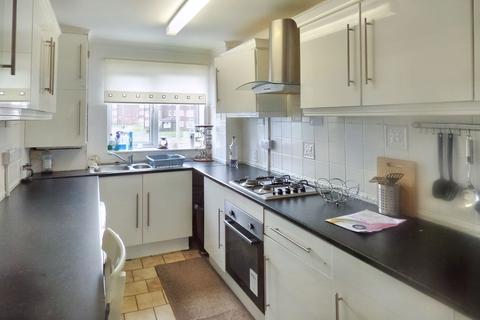 3 bedroom flat for sale - Western Approach, Laygate, South Shields, Tyne and Wear, NE33 5DP