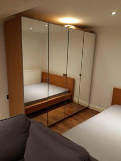1 bedroom house to rent, 75 Bayswater Place  Harehills,  Leeds