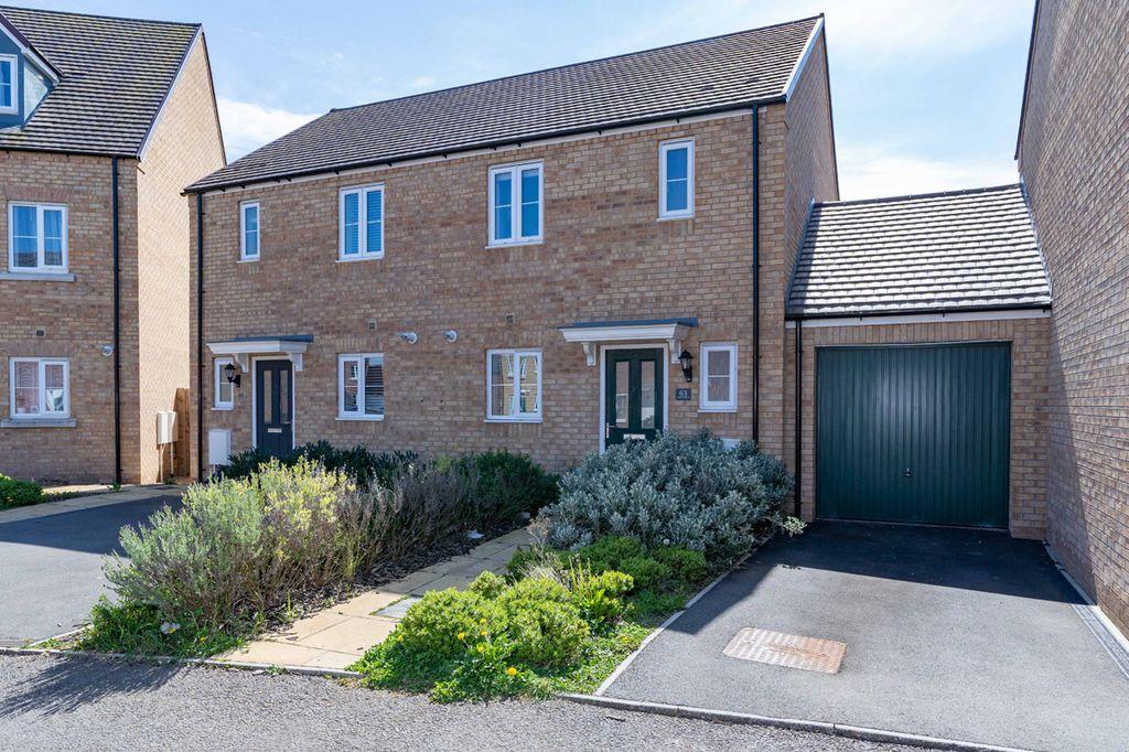 Saltern Drive, Spalding PE11 1UQ 2 bed semidetached house £190,000
