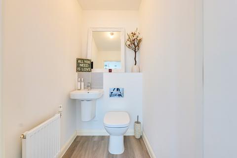 45 Athelstan Crescent, Rochford, SS4 1GY