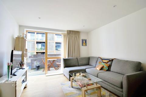 1 bedroom flat for sale - Violet Road, London