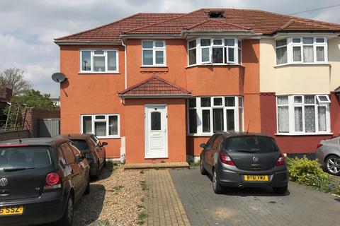 Woodfield Avenue, Colindale, NW9