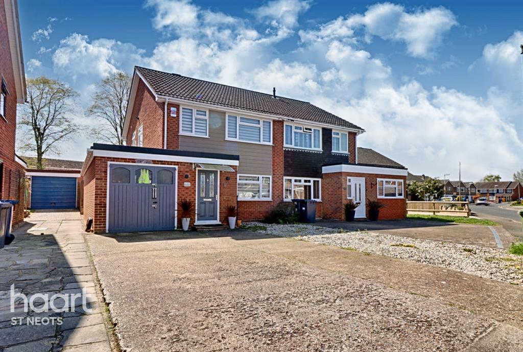 Nene Road, Eaton Ford 3 bed semidetached house £350,000