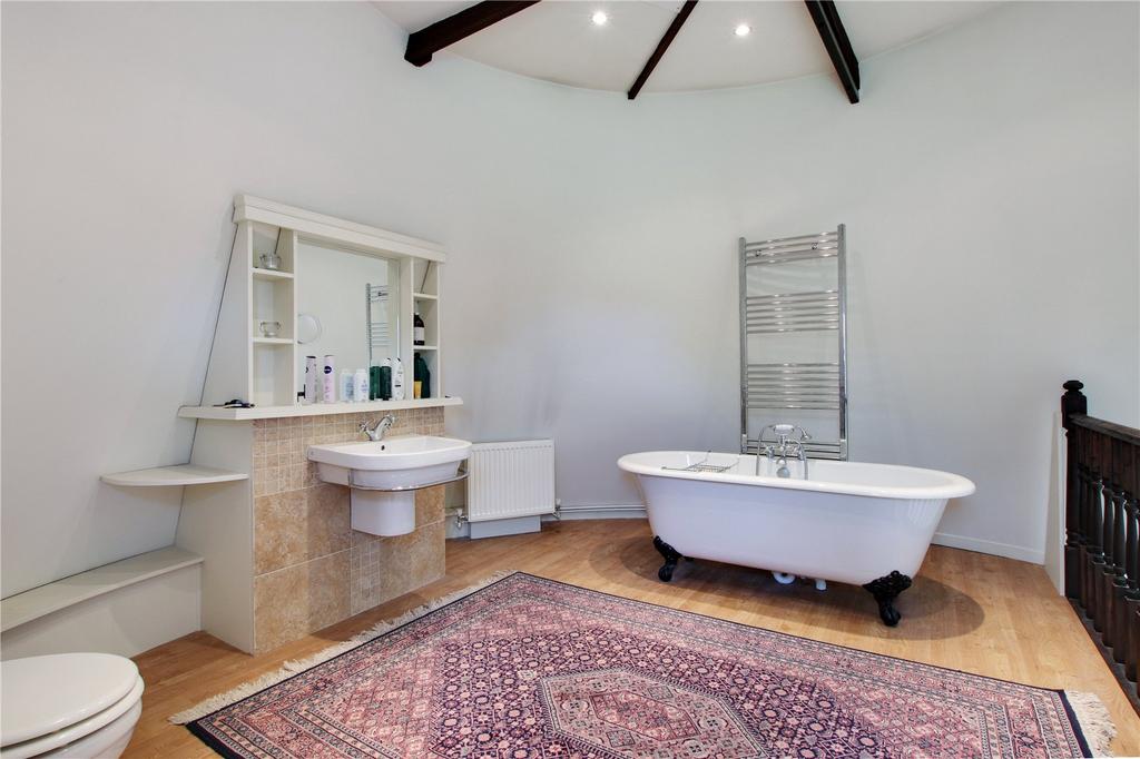 En Suite Bathroom