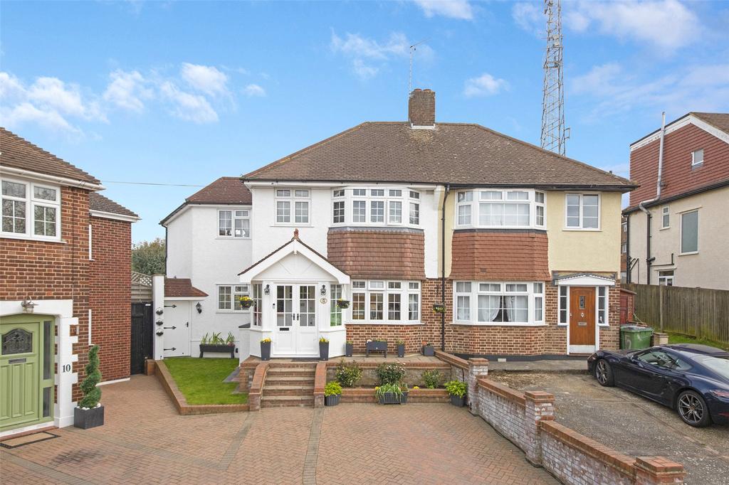 Hill End, Shooters Hill, SE18 4 bed semi-detached house - £695,000