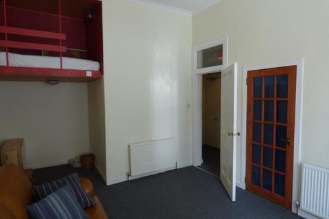 1 bedroom flat to rent, Lochrin Place, Tollcross, Edinburgh, EH3