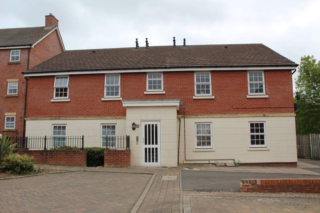 Ickworth Close, Daventry, Northants NN11 8AP 1 bed flat for sale £56,000