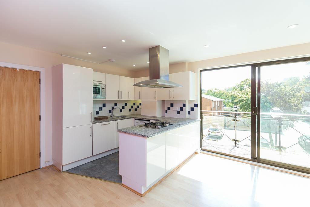 Kitchen/Reception