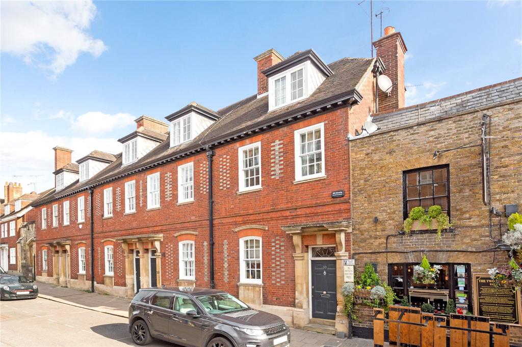 Park Street, Windsor, Berkshire, SL4 4 bed terraced house £1,325,000