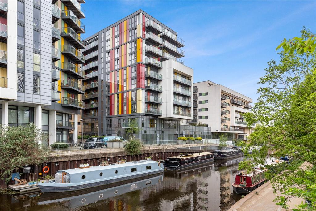 Emerald Apartments, Homerton Road, London, E9 3 bed property to rent