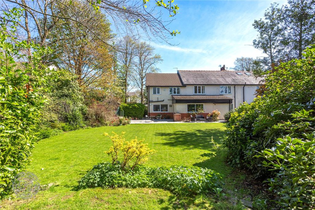 New Hall Lane, Bolton, Greater Manchester, BL1 5 bed semidetached