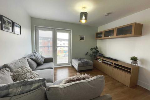 2 bedroom flat to rent - Mulberry Crescent, Renfrew