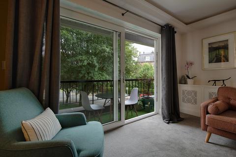 3 bedroom apartment for sale - St. Marys Walk, Esplanade Court, HG2