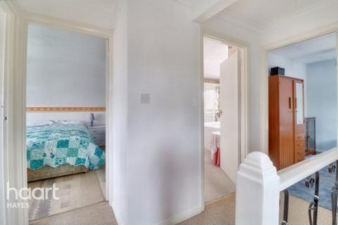 92 Attlee Road, Hayes, UB4 9JE
