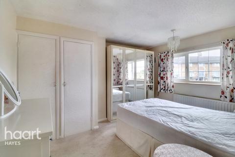 92 Attlee Road, Hayes, UB4 9JE