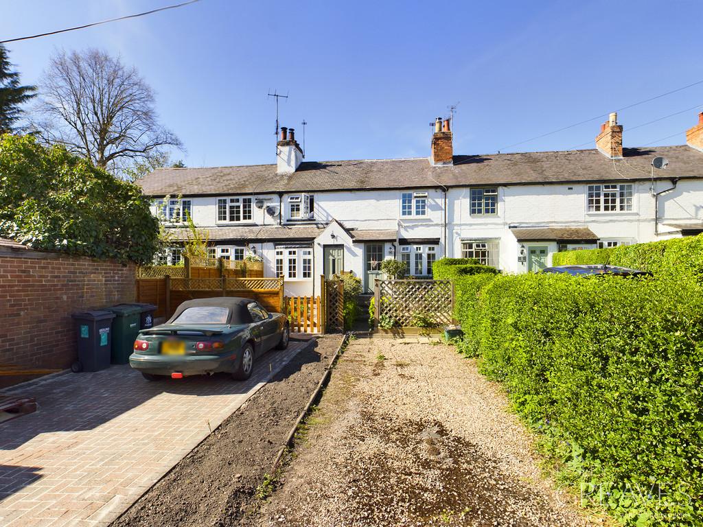 Rose Cottages, Burton Joyce, Nottingham 2 bed cottage £235,000