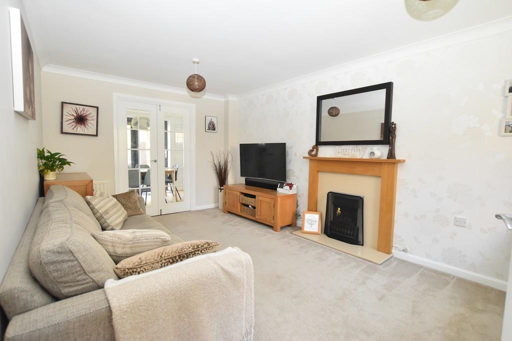 Spindler Close, Kesgrave, Ipswich IP5 2DA 5 bed detached house - £525,000