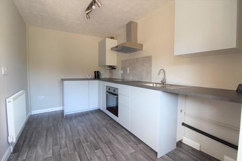 2 bedroom semi-detached house to rent, Copper Beech Close, Gainsborough