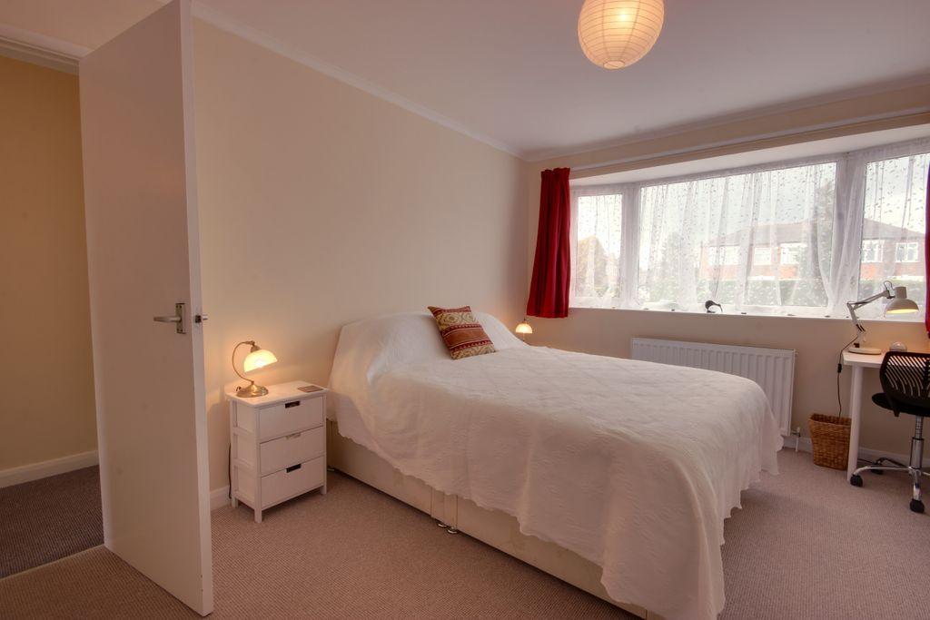 Bedroom 1 (Double)