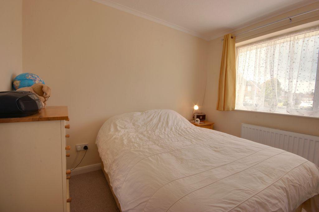 Bedroom 2 (Double)