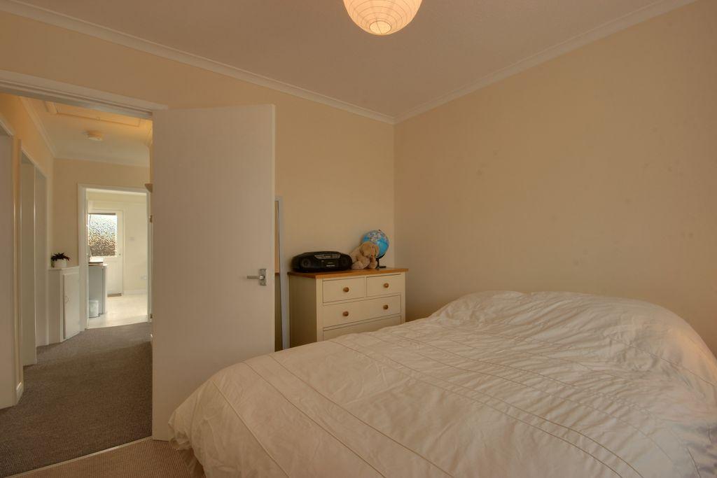 Bedroom 2 (Double)