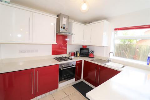 3 Frythe Close, Kenilworth, CV8 2SY