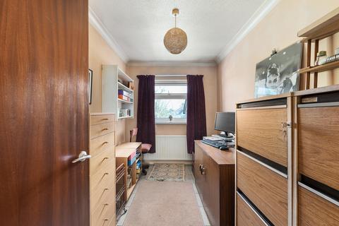 Flat 6, 21 Aldersbrook Road, London, E12 5HH