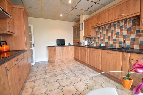 135 Warley Road, Blackpool, FY1 2RW