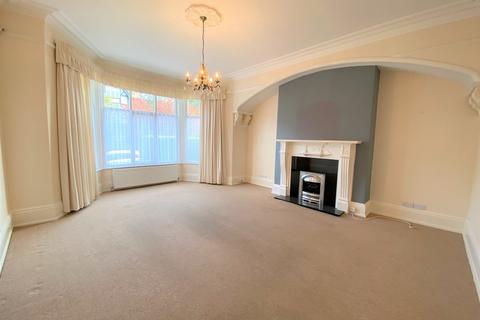 2 bedroom ground floor flat for sale - South Drive, Harrogate, HG2 8AT