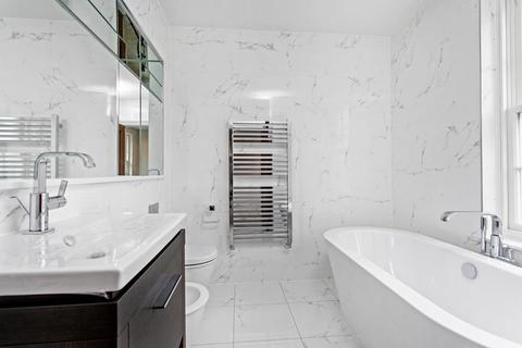 15 Connaught Square, Winchester, SO22 5QQ