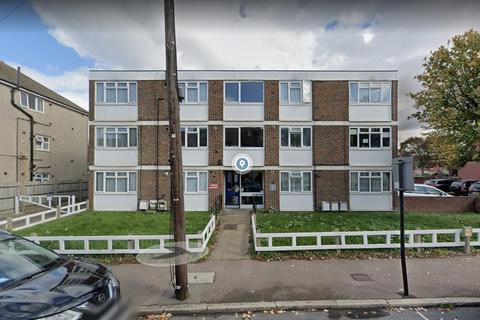 St. Saviours Road, Croydon CR0
