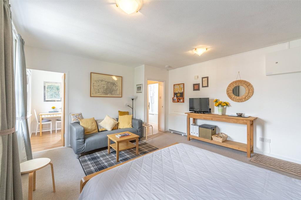 Lounge/Bedroom Alt