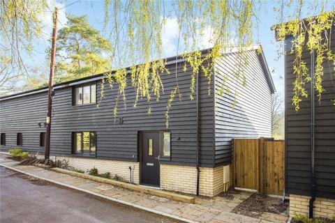 3 bedroom semi-detached house for sale - Clears Farm Cottages, 1b The Clears, Reigate, Surrey, RH2