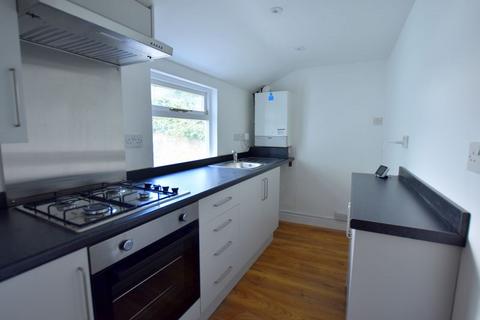 2 bedroom terraced house to rent, Coldharbour, Bideford