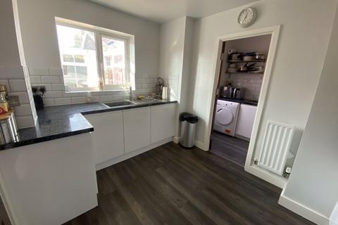 27 Ramblers Way, Sutton Coldfield, B75 5DJ