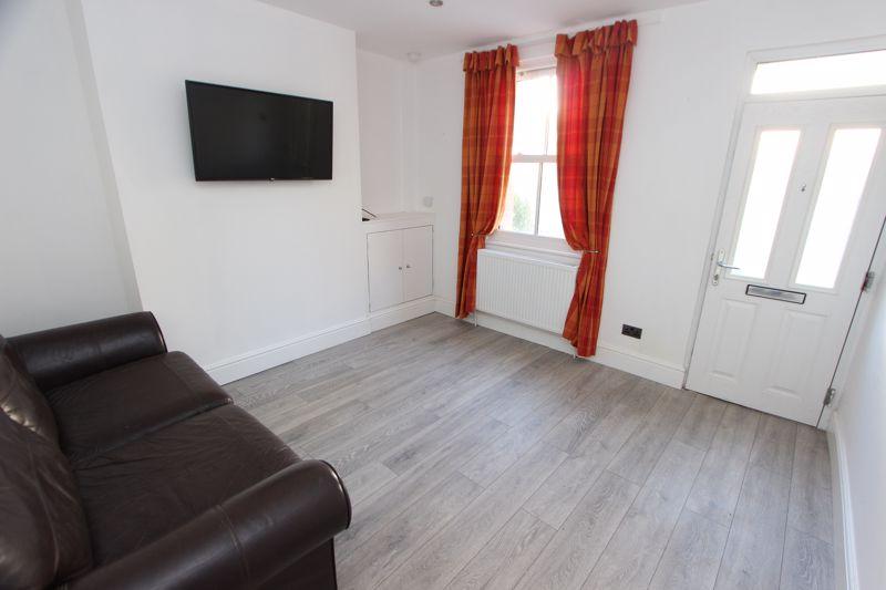 The Dingle, Colwyn Bay 2 bed cottage £154,950