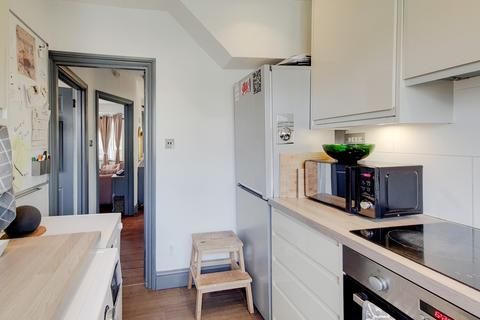 68 Mayfield Gardens, London, W7 3RH