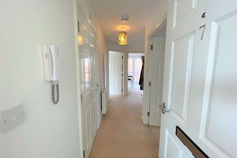 Flat 7, 1 Bloomfield Terrace, Gloucester, GL1 5QR
