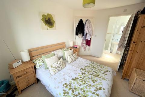 Flat 7, 1 Bloomfield Terrace, Gloucester, GL1 5QR