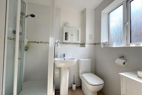 Flat 7, 1 Bloomfield Terrace, Gloucester, GL1 5QR
