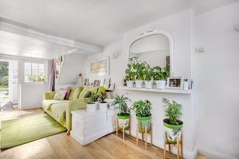 12 First Cross Road, Twickenham, TW2 5QA
